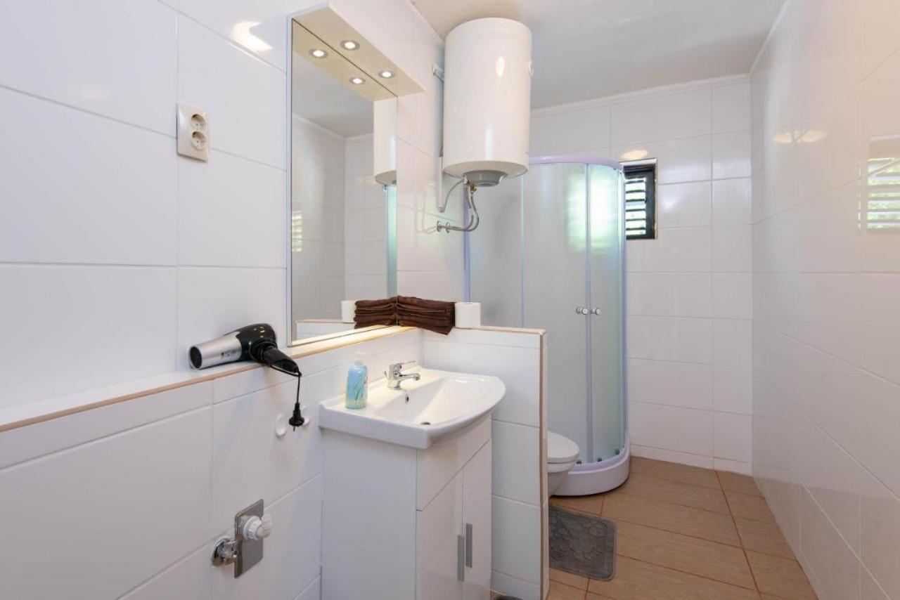 Apartments Ljiljana オレビック エクステリア 写真