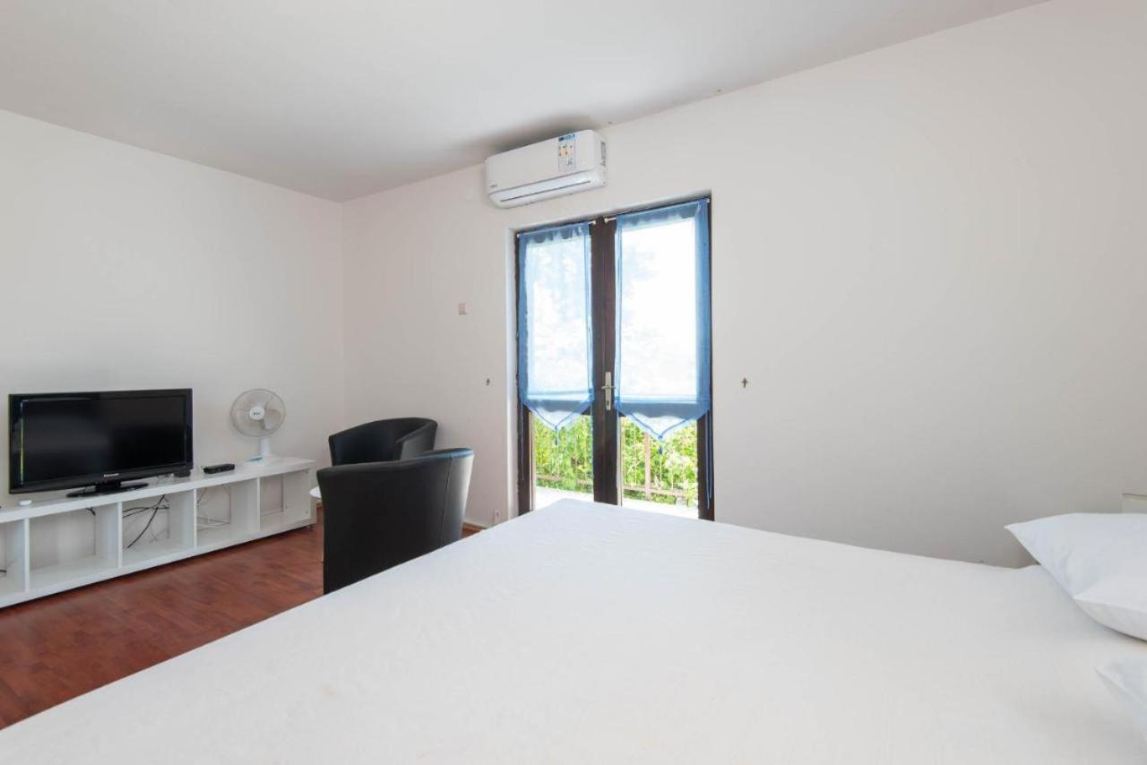 Apartments Ljiljana オレビック エクステリア 写真