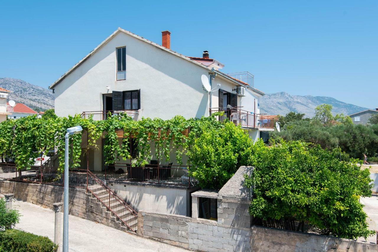 Apartments Ljiljana オレビック エクステリア 写真