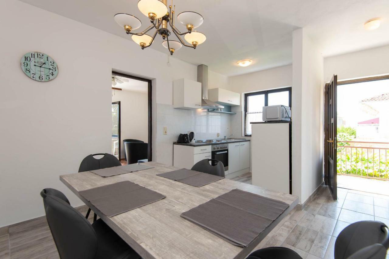 Apartments Ljiljana オレビック エクステリア 写真